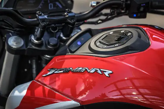 BAJAJ-DOMINAR 250 BAJAJ-DOMINAR 250-2025