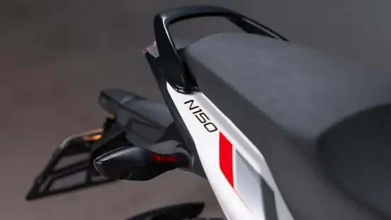 BAJAJ-PULSAR N150-2025