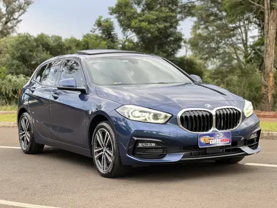 BMW-118i-2022