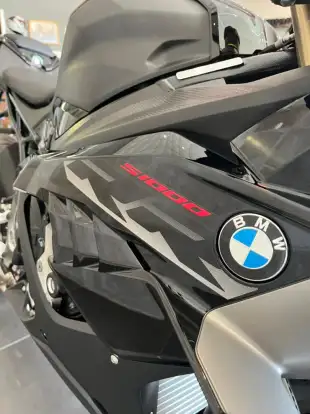BMW-S 1000 RR-2025