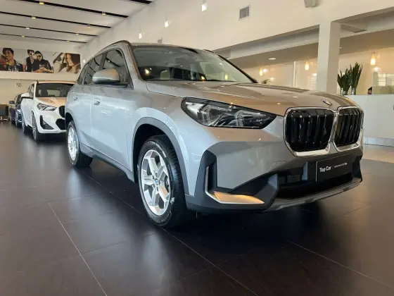 BMW X1 2.0 16V TURBO GASOLINA SDRIVE20I GP STEPTRONIC BMW X1 2.0 16V TURBO GASOLINA SDRIVE20I GP STEPTRONIC