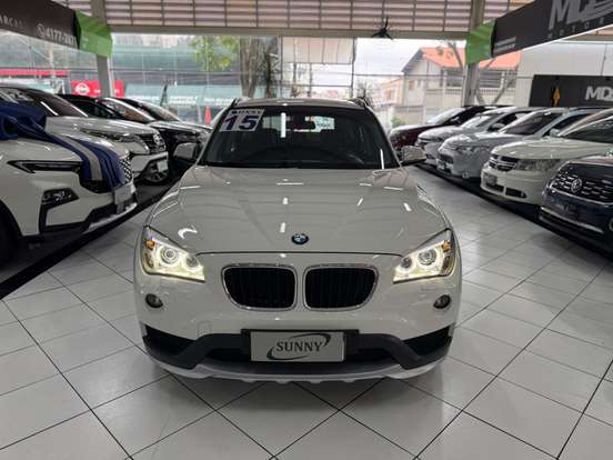 BMW-X1-2.0 20I 4X2 16V FLEX 4P AUTOMÁTICO BMW-X1-2015