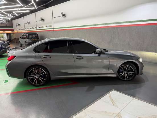 BMW-320i-2.0 16V TURBO FLEX M SPORT AUTOMÁTICO BMW-320i-2023