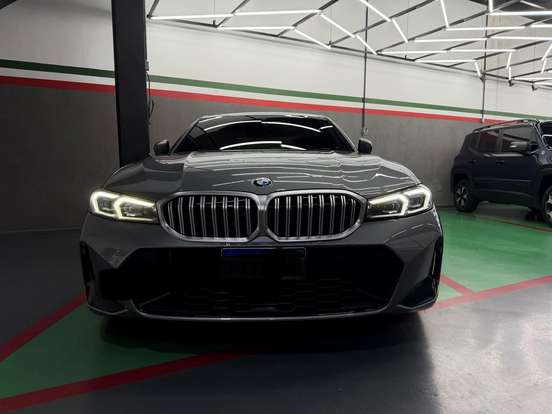 BMW-320i-2.0 16V TURBO FLEX M SPORT AUTOMÁTICO BMW-320i-2023