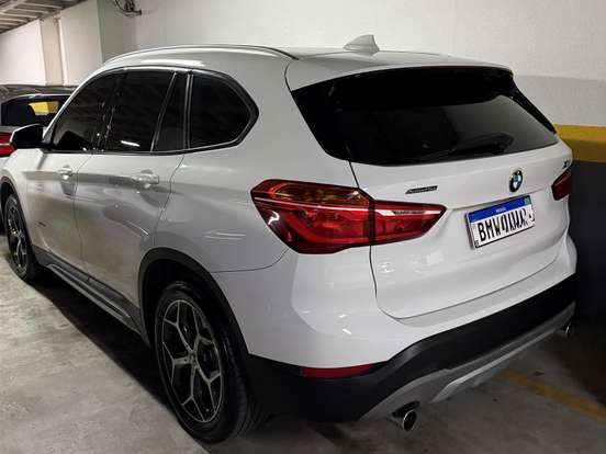 BMW-X1-2.0 16V TURBO ACTIVEFLEX SDRIVE20I 4P AUTOMÁTICO BMW-X1-2017