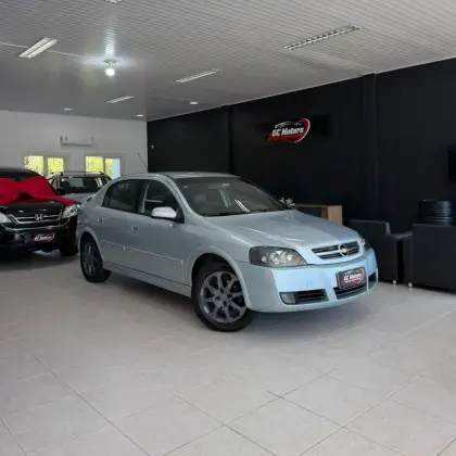 CHEVROLET ASTRA 2.0 MPFI ADVANTAGE 8V FLEX 4P MANUAL CHEVROLET ASTRA 2.0 MPFI ADVANTAGE 8V FLEX 4P MANUAL