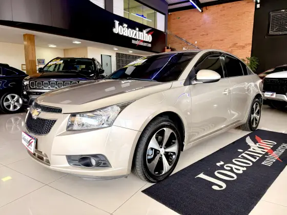 CHEVROLET CRUZE 1.8 LT 16V FLEX 4P AUTOMÁTICO CHEVROLET CRUZE 1.8 LT 16V FLEX 4P AUTOMÁTICO