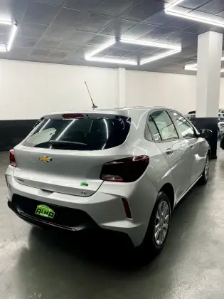 CHEVROLET ONIX 1.0 FLEX LT MANUAL CHEVROLET ONIX 1.0 FLEX LT MANUAL