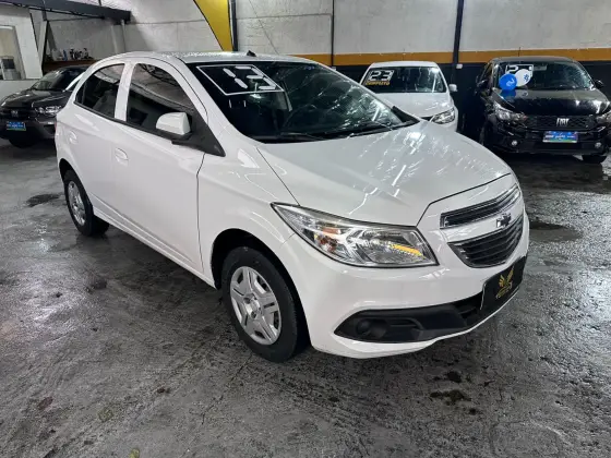 CHEVROLET ONIX 1.0 MPFI LS 8V FLEX 4P MANUAL