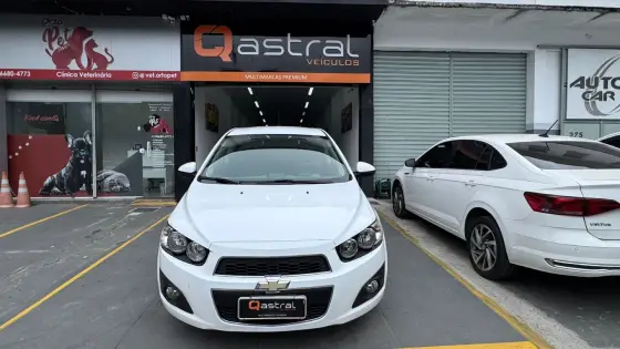 CHEVROLET SONIC 1.6 LTZ 16V FLEX 4P AUTOMÁTICO CHEVROLET SONIC 1.6 LTZ 16V FLEX 4P AUTOMÁTICO