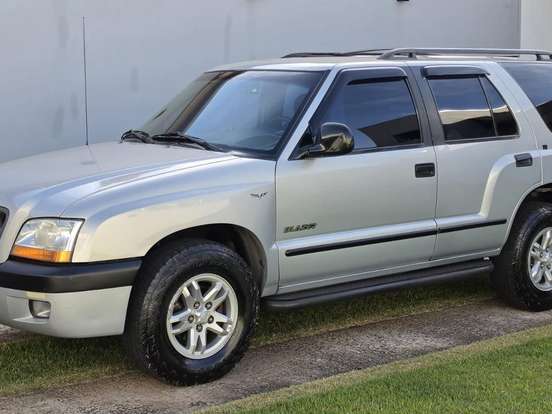 CHEVROLET-BLAZER-2.4 MPFI ST 4X2 8V GASOLINA 4P MANUAL CHEVROLET-BLAZER-2000