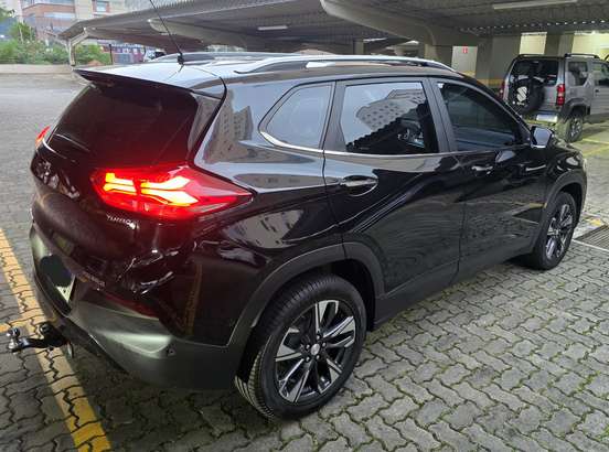 CHEVROLET-TRACKER-2021