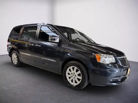 CHRYSLER TOWN & COUNTRY 3.6 LIMITED V6 24V GASOLINA 4P AUTOMÁTICO
