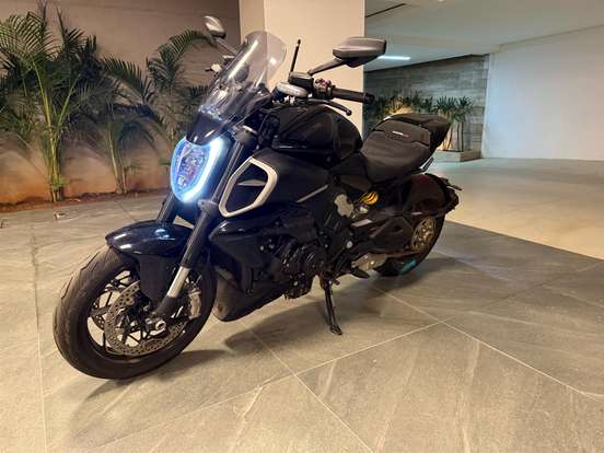 DUCATI-DIAVEL V4 DUCATI-DIAVEL V4-2025