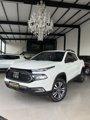 FIAT TORO 1.3 TURBO 270 FLEX FREEDOM AT6 FIAT TORO 1.3 TURBO 270 FLEX FREEDOM AT6