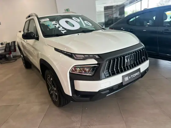 FIAT TORO 1.3 TURBO 270 FLEX FREEDOM AT6 FIAT TORO 1.3 TURBO 270 FLEX FREEDOM AT6