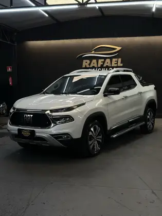 FIAT TORO 1.3 TURBO 270 FLEX VOLCANO AT6 FIAT TORO 1.3 TURBO 270 FLEX VOLCANO AT6