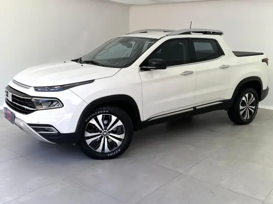 FIAT TORO 2.0 16V TURBO DIESEL VOLCANO 4WD AT9 FIAT TORO 2.0 16V TURBO DIESEL VOLCANO 4WD AT9