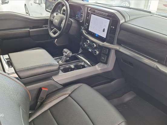 FORD-F-150-5.0 V8 GASOLINA CD LARIAT FX4 AUTOMÁTICO FORD-F-150-2024