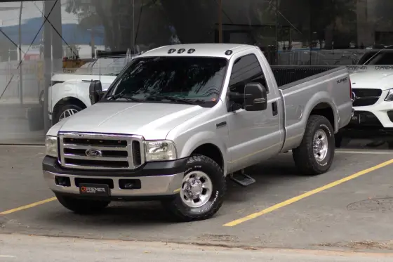 FORD F-250 4.2 XLT 4X2 CS TURBO INTERCOOLER DIESEL 2P MANUAL FORD F-250 4.2 XLT 4X2 CS TURBO INTERCOOLER DIESEL 2P MANUAL