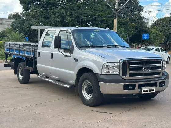 FORD F-350 3.9 TROPICAMPO CD TURBO INTERCOOLER DIESEL 4P MANUAL FORD F-350 3.9 TROPICAMPO CD TURBO INTERCOOLER DIESEL 4P MANUAL