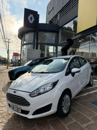 FORD FIESTA 1.6 SE HATCH 16V FLEX 4P MANUAL FORD FIESTA 1.6 SE HATCH 16V FLEX 4P MANUAL