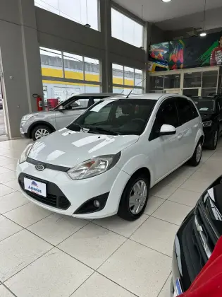 FORD FIESTA 1.6 SE HATCH 16V FLEX 4P MANUAL