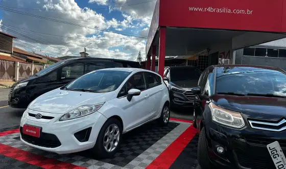 FORD FIESTA 1.6 SE HATCH 16V FLEX 4P MANUAL FORD FIESTA 1.6 SE HATCH 16V FLEX 4P MANUAL