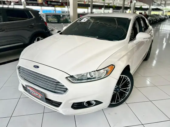 FORD FUSION 2.0 TITANIUM FWD 16V GASOLINA 4P AUTOMÁTICO FORD FUSION 2.0 TITANIUM FWD 16V GASOLINA 4P AUTOMÁTICO