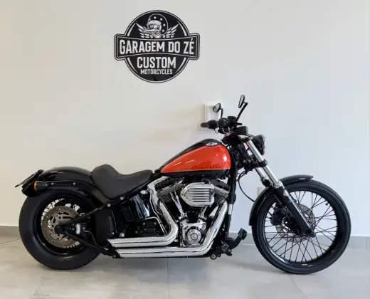 HARLEY-DAVIDSON SOFTAIL BLACKLINE HARLEY-DAVIDSON SOFTAIL BLACKLINE