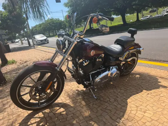 HARLEY-DAVIDSON SOFTAIL BREAKOUT HARLEY-DAVIDSON SOFTAIL BREAKOUT