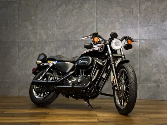HARLEY-DAVIDSON SPORTSTER XL 883 R HARLEY-DAVIDSON SPORTSTER XL 883 R