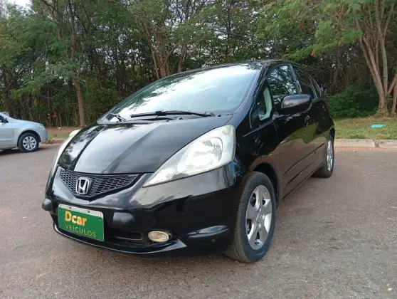 HONDA FIT 1.4 LX 16V FLEX 4P MANUAL HONDA FIT 1.4 LX 16V FLEX 4P MANUAL