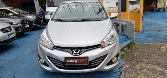 HYUNDAI HB20 1.6 COMFORT PLUS 16V FLEX 4P MANUAL HYUNDAI HB20 1.6 COMFORT PLUS 16V FLEX 4P MANUAL
