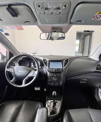 HYUNDAI-HB20-1.6 PREMIUM 16V FLEX 4P AUTOMÁTICO HYUNDAI-HB20-2015