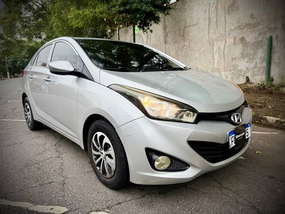 HYUNDAI HB20S 1.6 COMFORT STYLE 16V FLEX 4P MANUAL