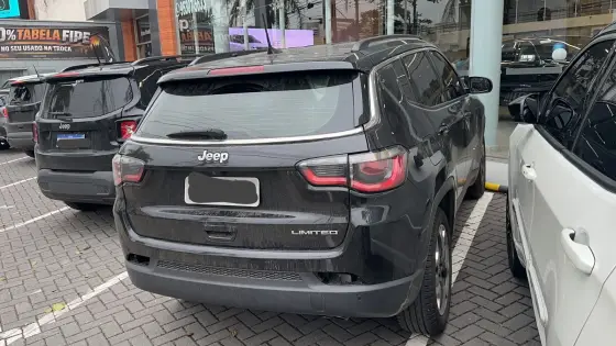 JEEP COMPASS 2.0 16V FLEX LIMITED AUTOMÁTICO JEEP COMPASS 2.0 16V FLEX LIMITED AUTOMÁTICO
