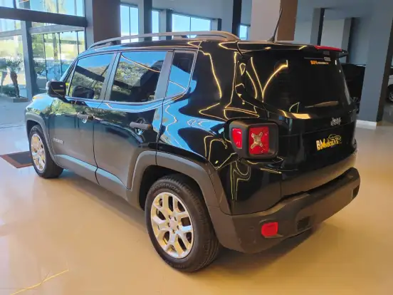 JEEP-RENEGADE-1.8 16V FLEX SPORT 4P AUTOMÁTICO JEEP-RENEGADE-2017