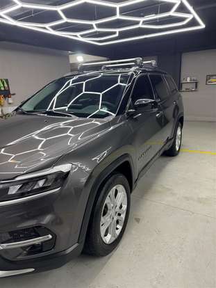 JEEP-COMMANDER-2023