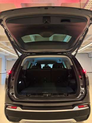 JEEP-COMMANDER-2023