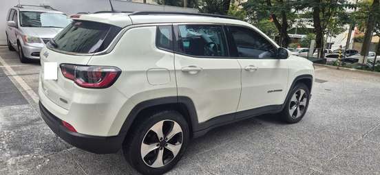 JEEP-COMPASS-2.0 16V FLEX LONGITUDE AUTOMÁTICO JEEP-COMPASS-2018