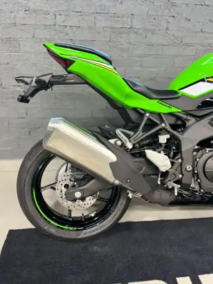 KAWASAKI-NINJA ZX-4R SE-2025