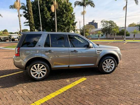 LAND ROVER-FREELANDER-2011