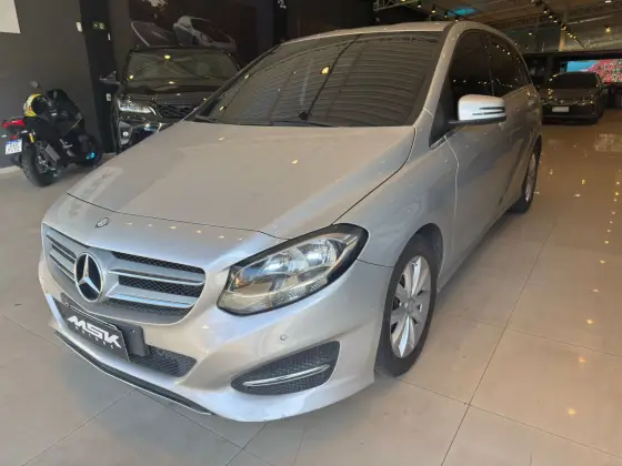 MERCEDES-BENZ B 200 1.6 TURBO 16V FLEX 4P AUTOMATIZADO MERCEDES-BENZ B 200 1.6 TURBO 16V FLEX 4P AUTOMATIZADO