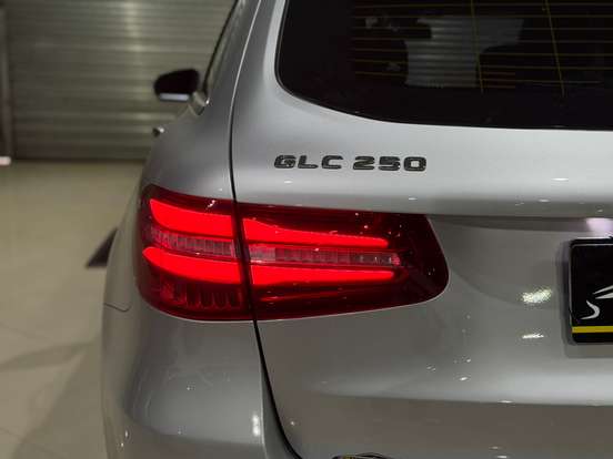 MERCEDES-BENZ-GLC 250-2018
