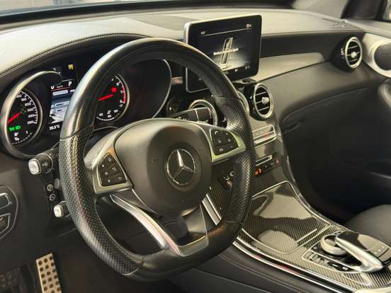 MERCEDES-BENZ-GLC 43 AMG-2016