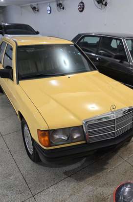 MERCEDES-BENZ-190 E-1983