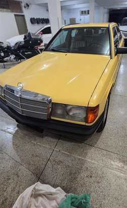 MERCEDES-BENZ-190 E-1983