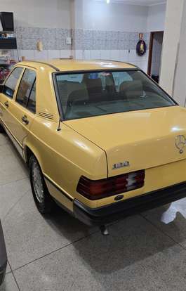 MERCEDES-BENZ-190 E-1983