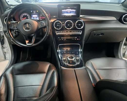 MERCEDES-BENZ-GLC 250-2016